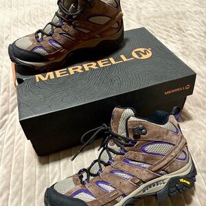 Merrell Men's Brown and Purple Athletic Shoes